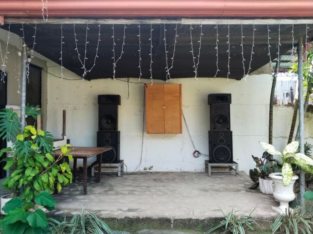 Karaoke room