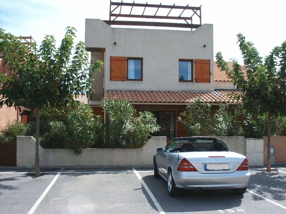 Primary image