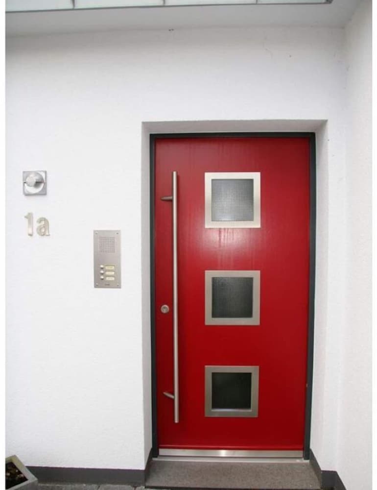 Primary image
