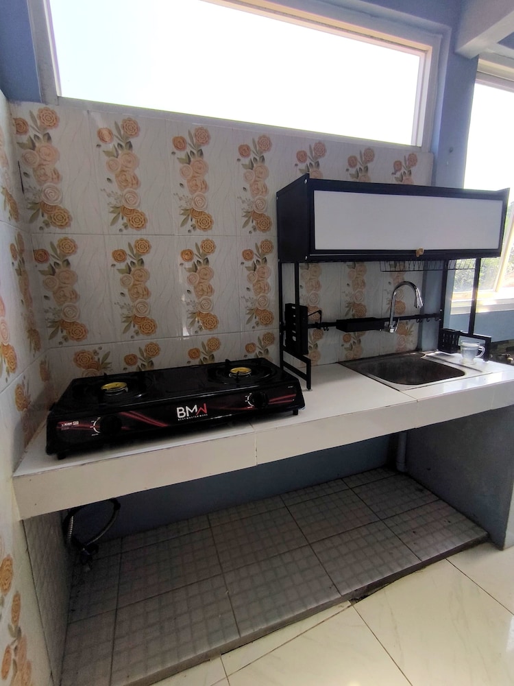 Shared kitchen facilities