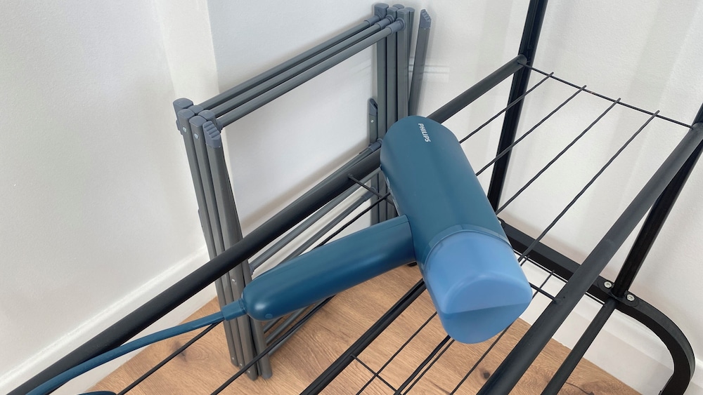 Iron/ironing board