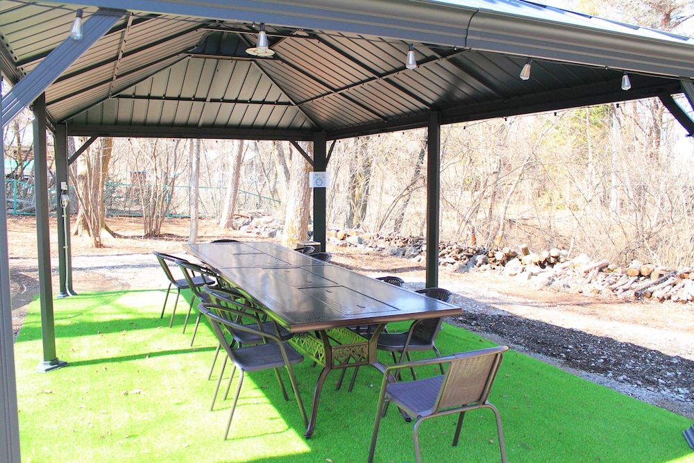 BBQ/picnic area