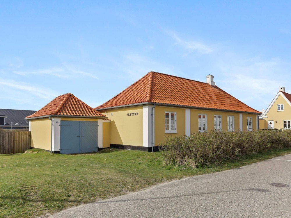 Primary image
