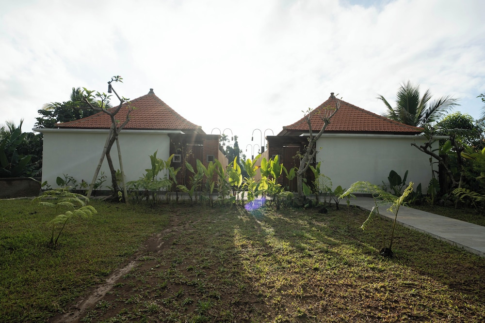 Outdoor banquet area