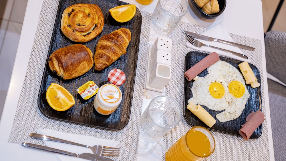 Breakfast meal