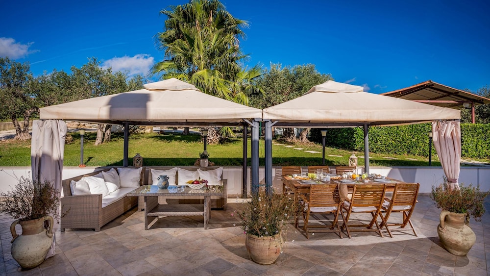 BBQ/picnic area