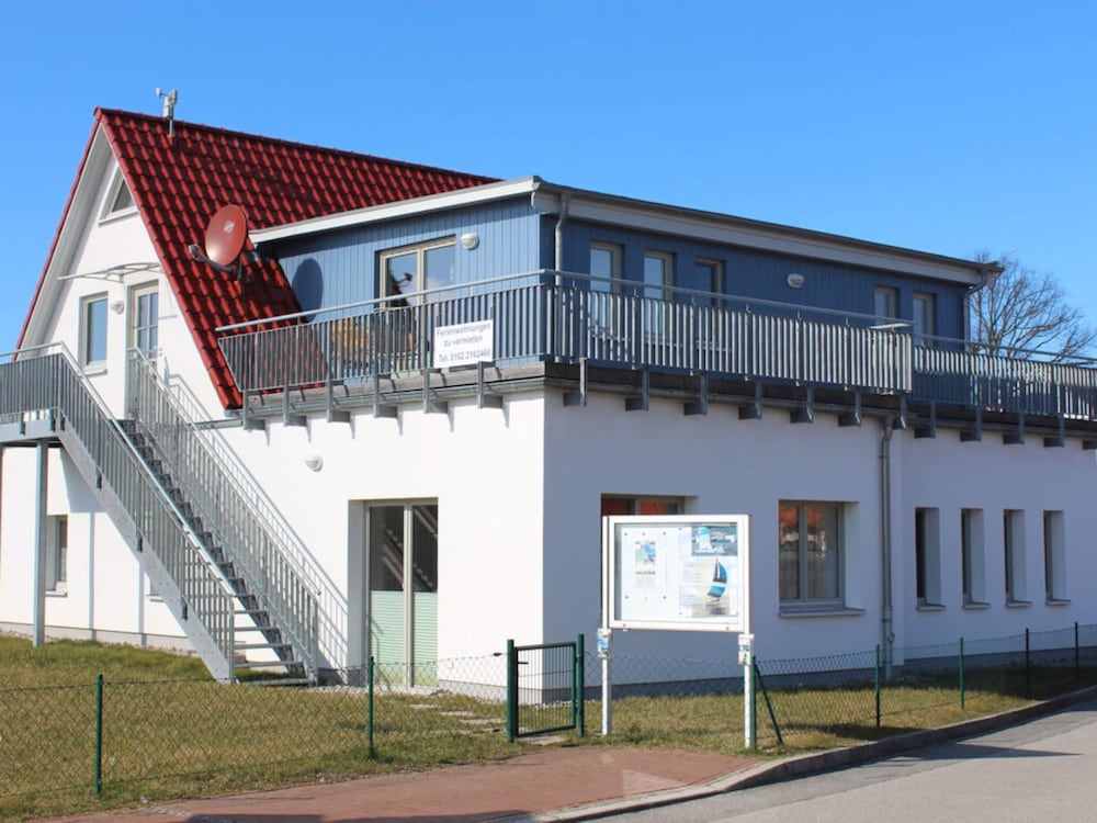 Primary image