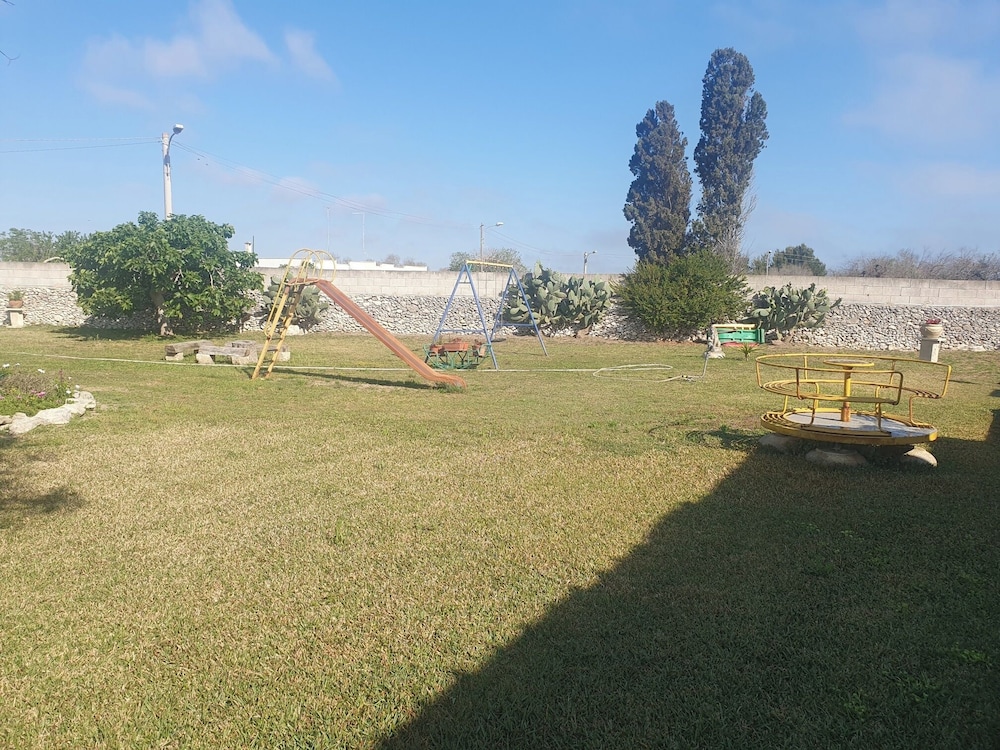 Children's play area - outdoor
