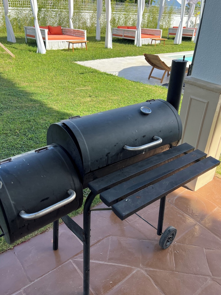 BBQ/picnic area