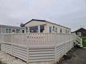 thumbnail: Exterior