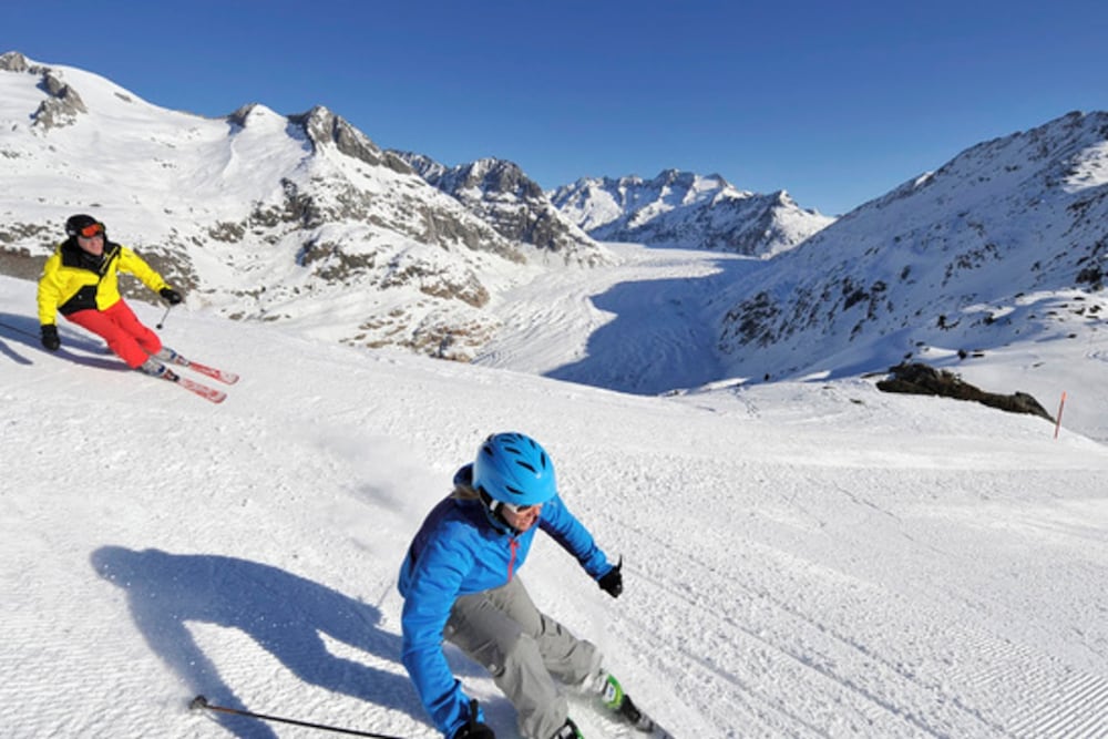 Snow and ski sports