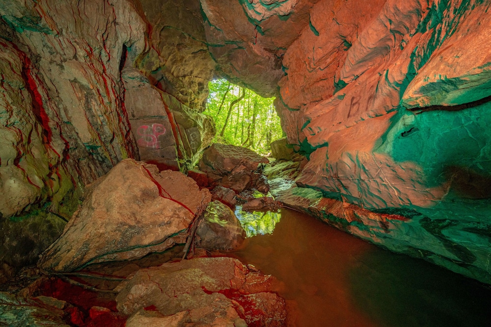 Spelunking/cave exploring