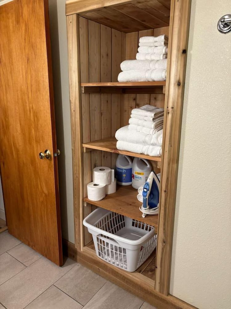 Bathroom amenities