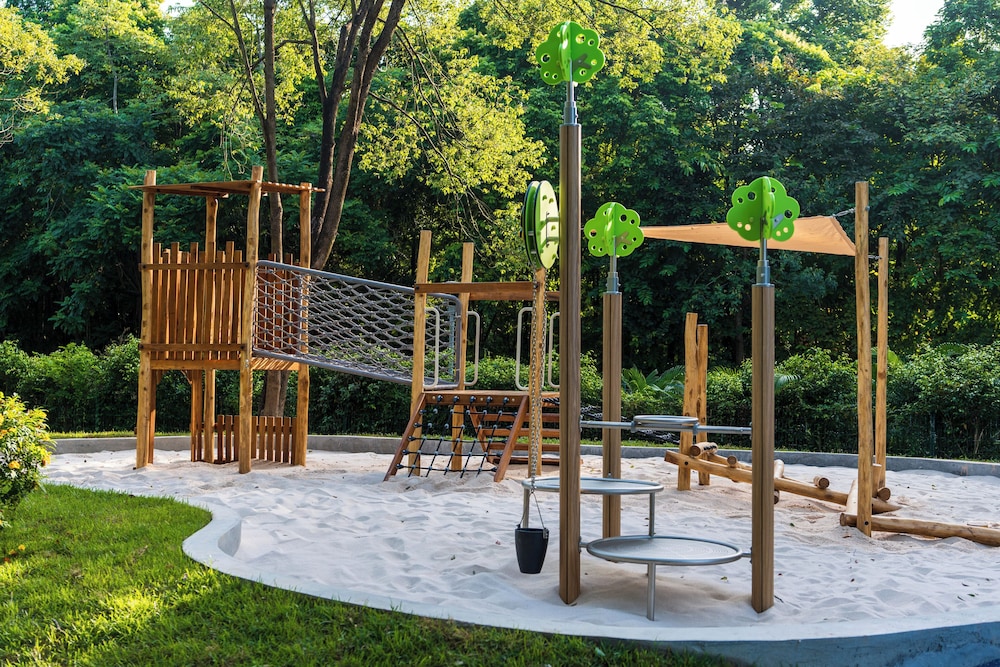 Children's play area - outdoor
