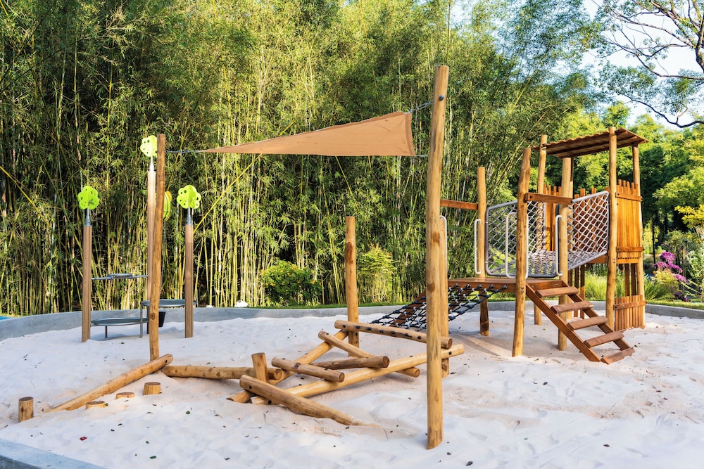 Children's play area - outdoor