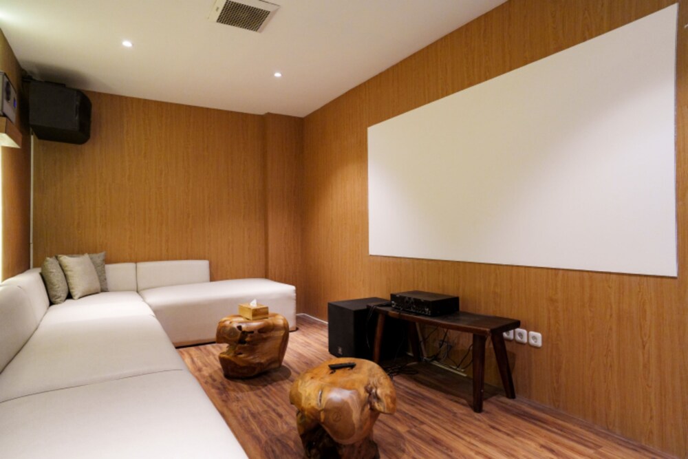 Karaoke room