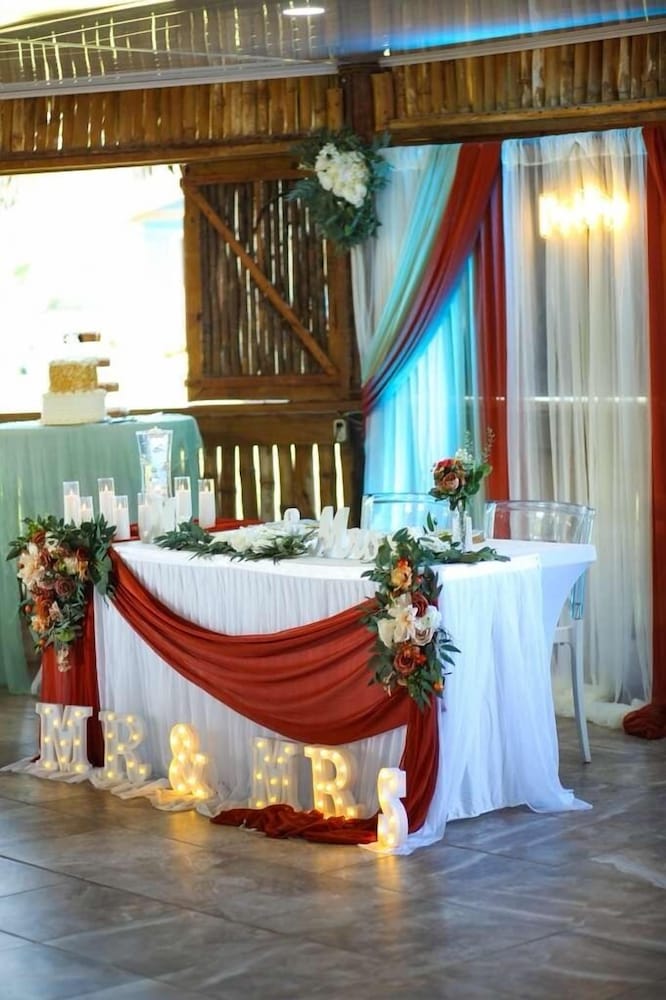 Reception hall