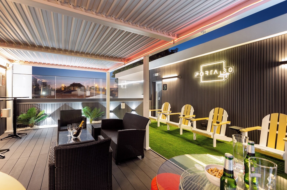 Sundeck
