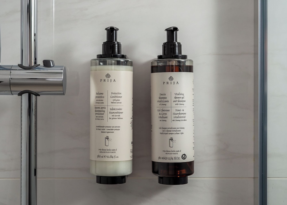 Bathroom amenities