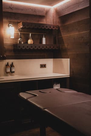 thumbnail: Massage