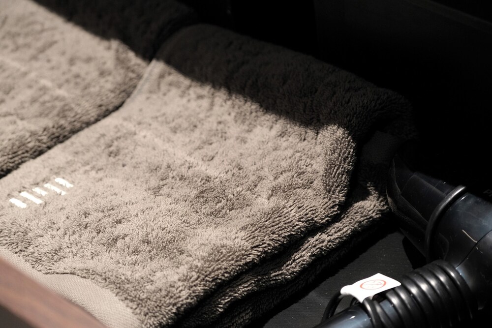 Bathroom amenities