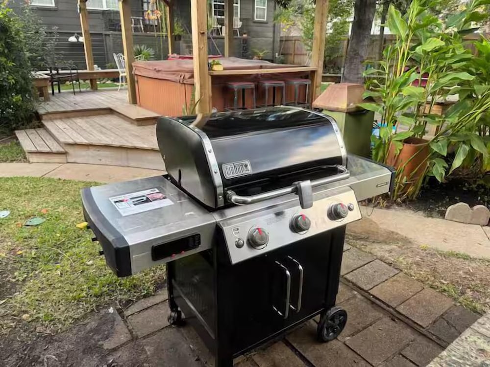 BBQ/picnic area