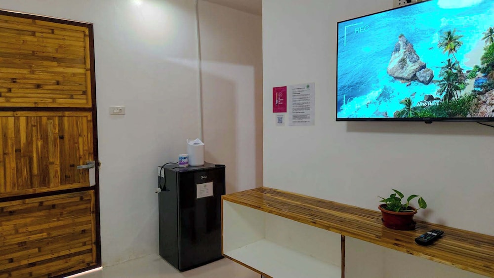 Mini-refrigerator