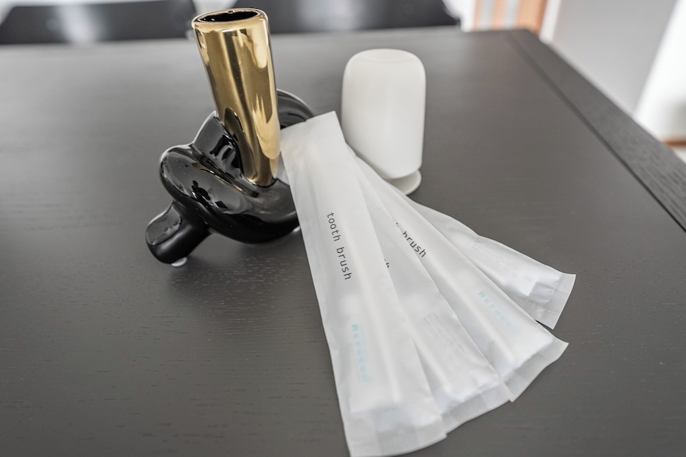 Bathroom amenities
