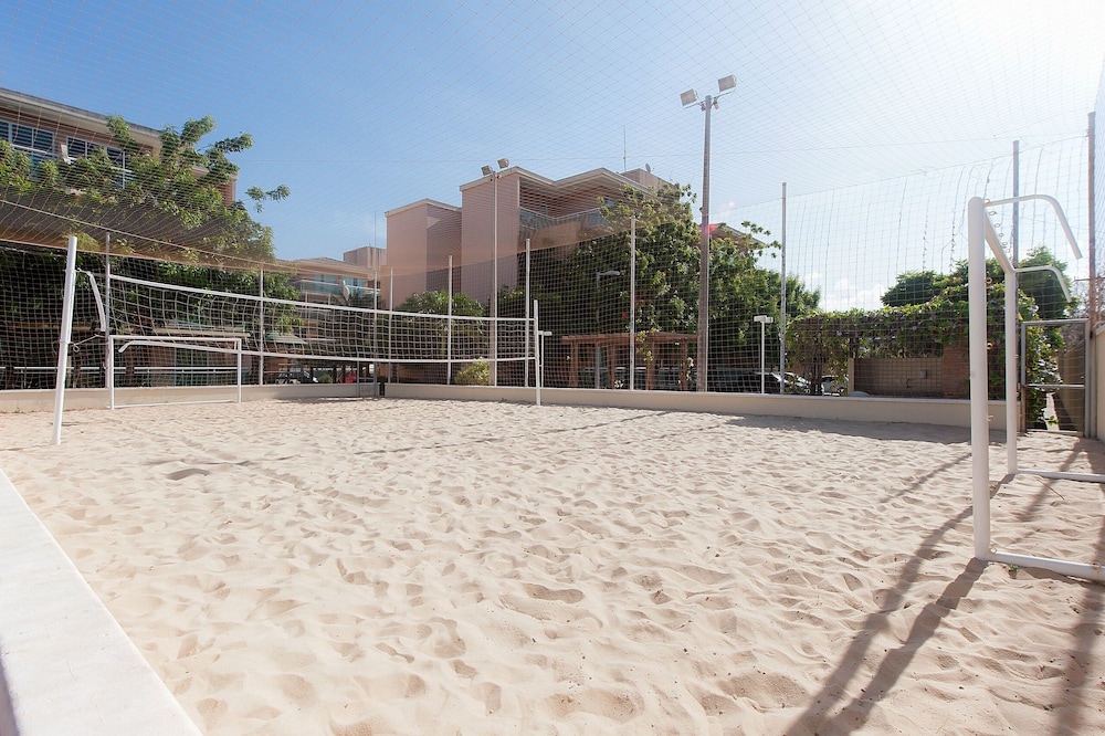 Sport court