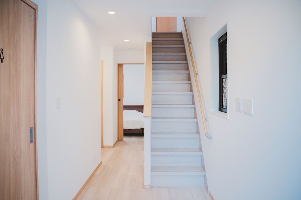 Handrails in stairways