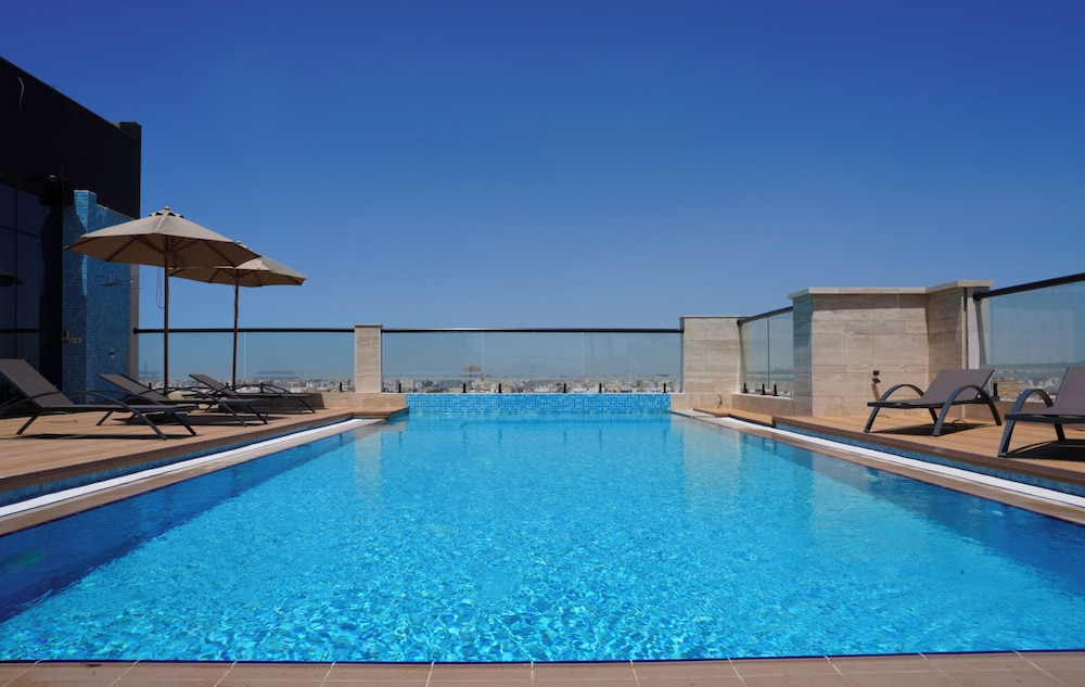 Rooftop pool