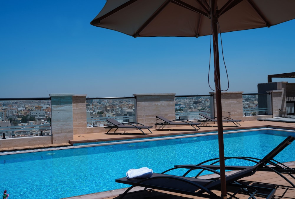 Rooftop pool