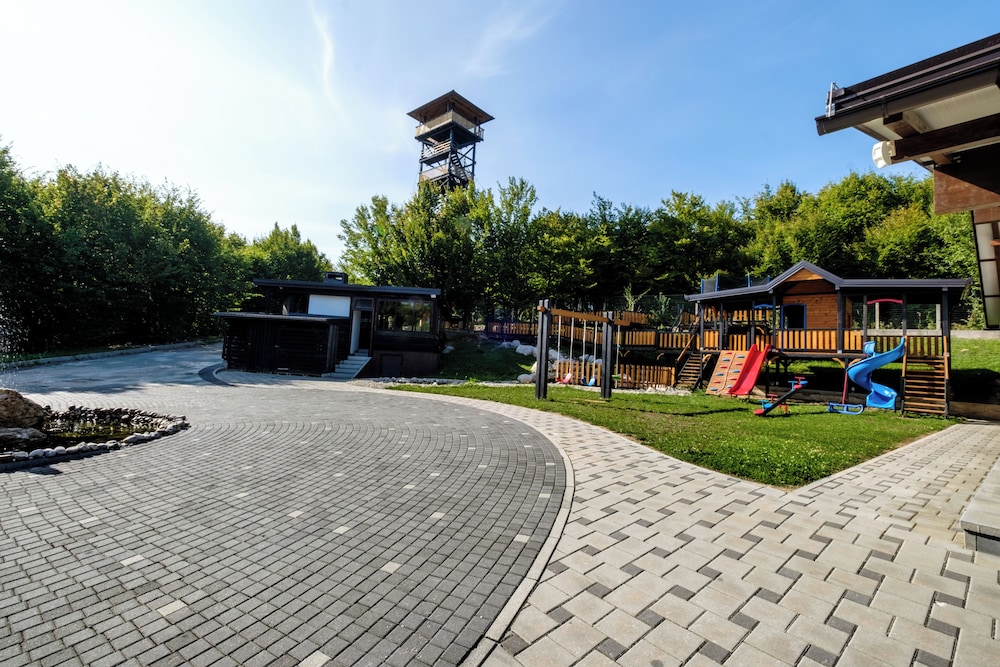Children's play area - outdoor