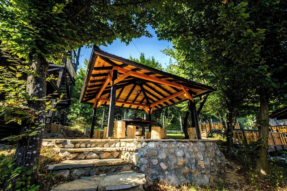 BBQ/picnic area