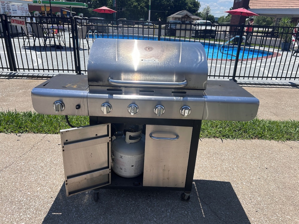 BBQ/picnic area