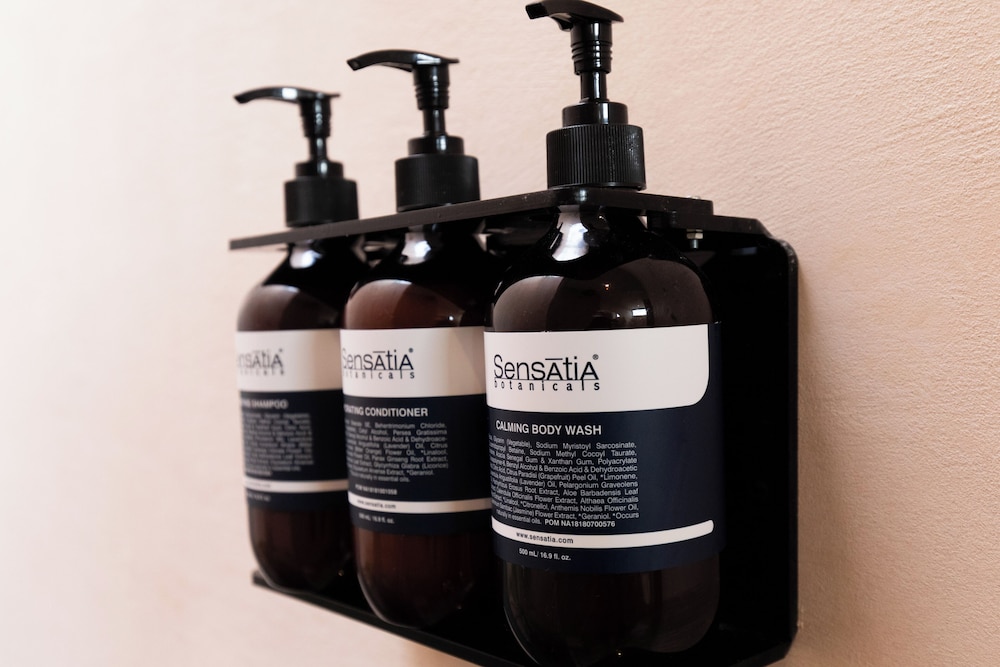 Bathroom amenities