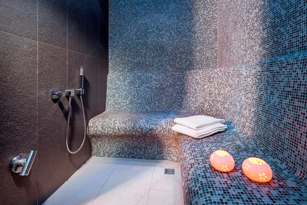 Steam room