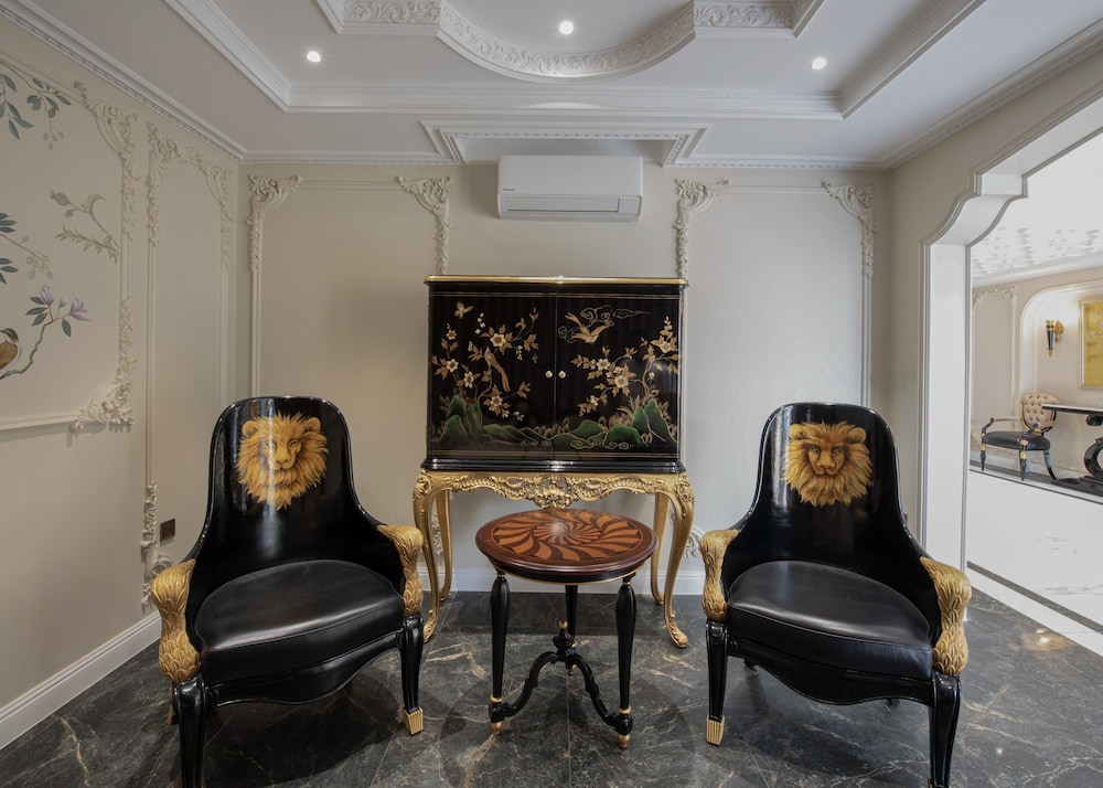 Reception hall