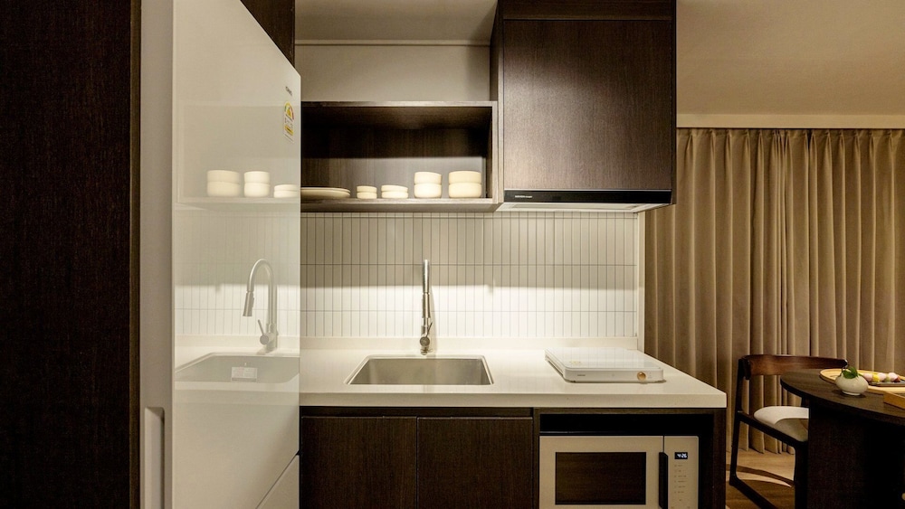 Private kitchenette