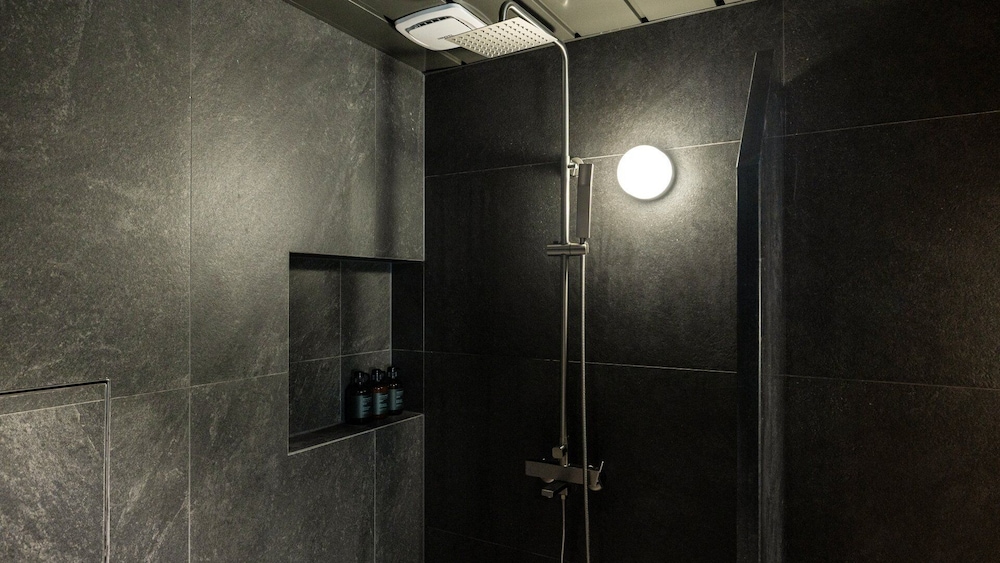 Private spa tub