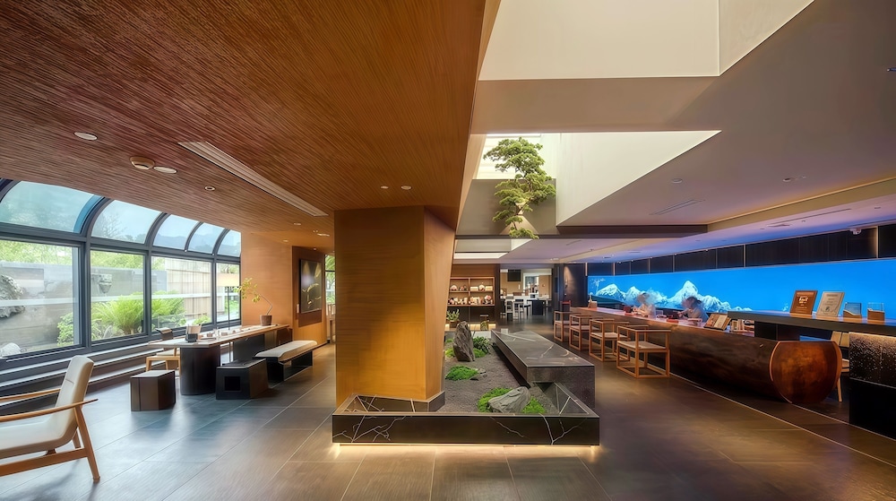 Concierge desk