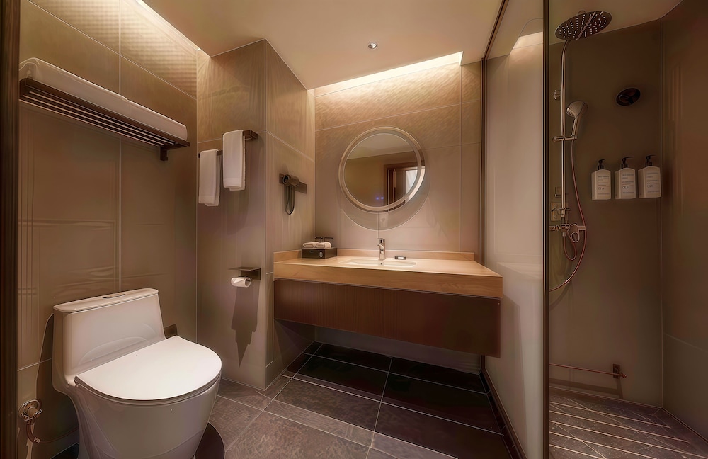 Bathroom shower