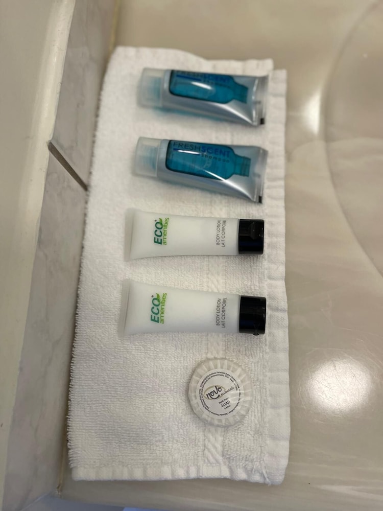 Bathroom amenities