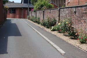 thumbnail: Property entrance