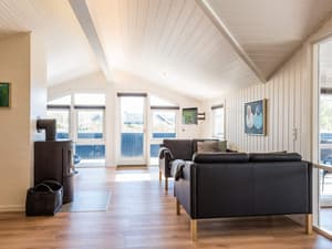 thumbnail: Living room