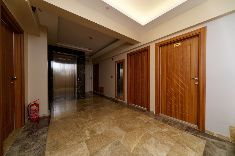 Elevator