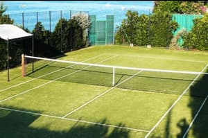 thumbnail: Tennis court