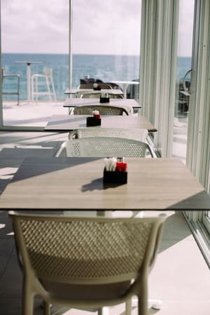 thumbnail: Restaurant