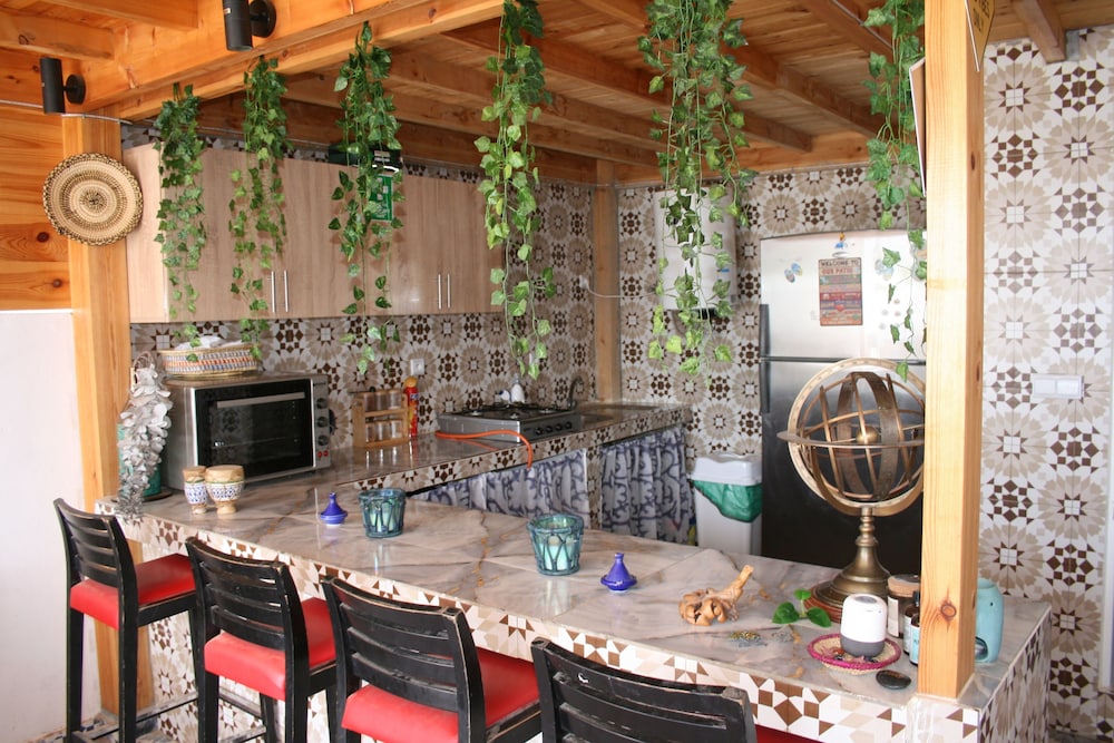 Shared kitchen facilities