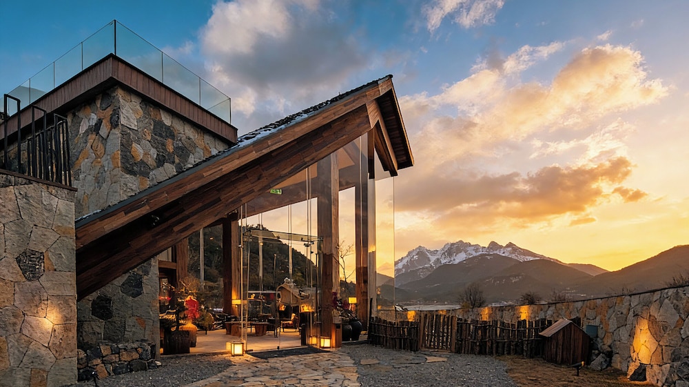 Courtyard view